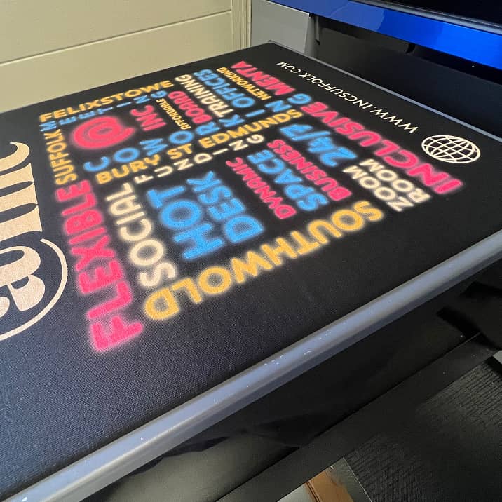 t-shirt-on-digital-printer-tray T-shirt on digital printer tray